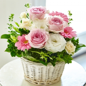 koroです♪【置き型アレジメント】ピンクの薔薇❤️ koroです♪【置き型アレジメント】ピンクの薔薇